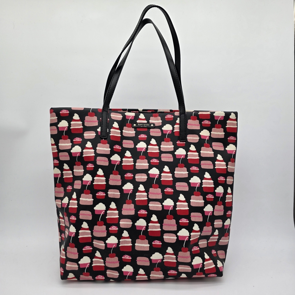 Kate Spade Cupcake - The Cake Bon Shopper Tote Bag
